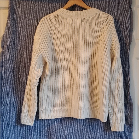 Sweater - Picture 3 of 3